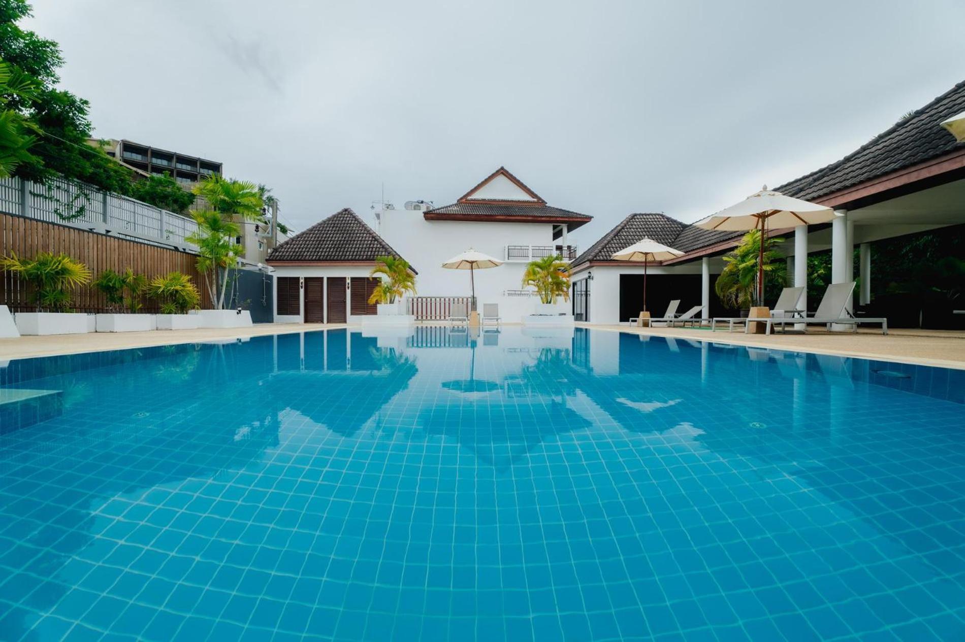The Sands 2 Bedroom Apartment Naiharn Nai Harn Bagian luar foto